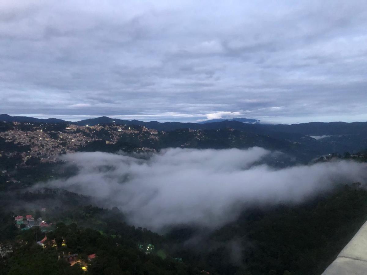 The Westberry 50Mtrs Offroading And 50 Mtrs Nature Path Bed & Breakfast Shimla Bagian luar foto