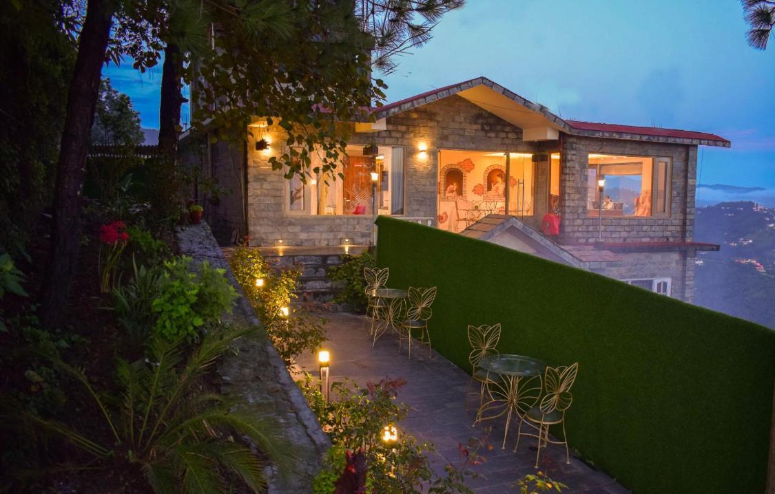 The Westberry 50Mtrs Offroading And 50 Mtrs Nature Path Bed & Breakfast Shimla Bagian luar foto