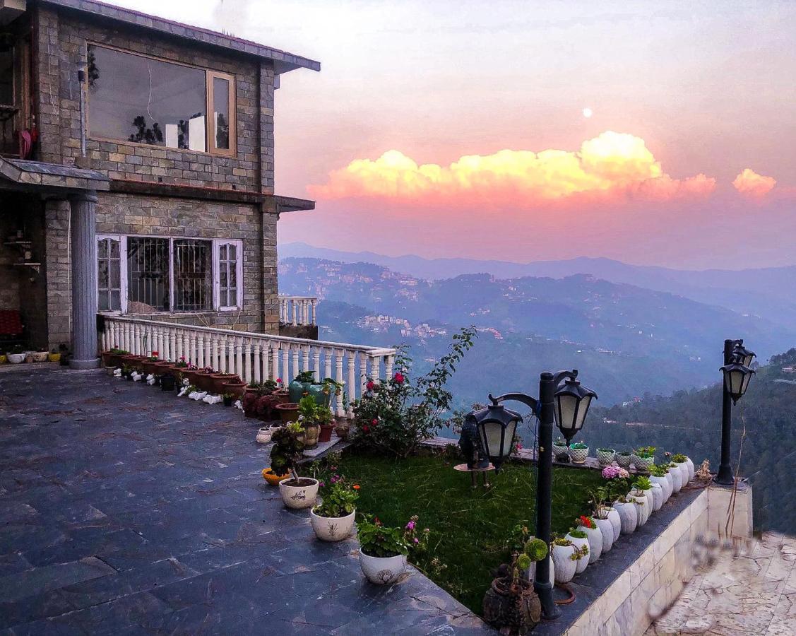The Westberry 50Mtrs Offroading And 50 Mtrs Nature Path Bed & Breakfast Shimla Bagian luar foto