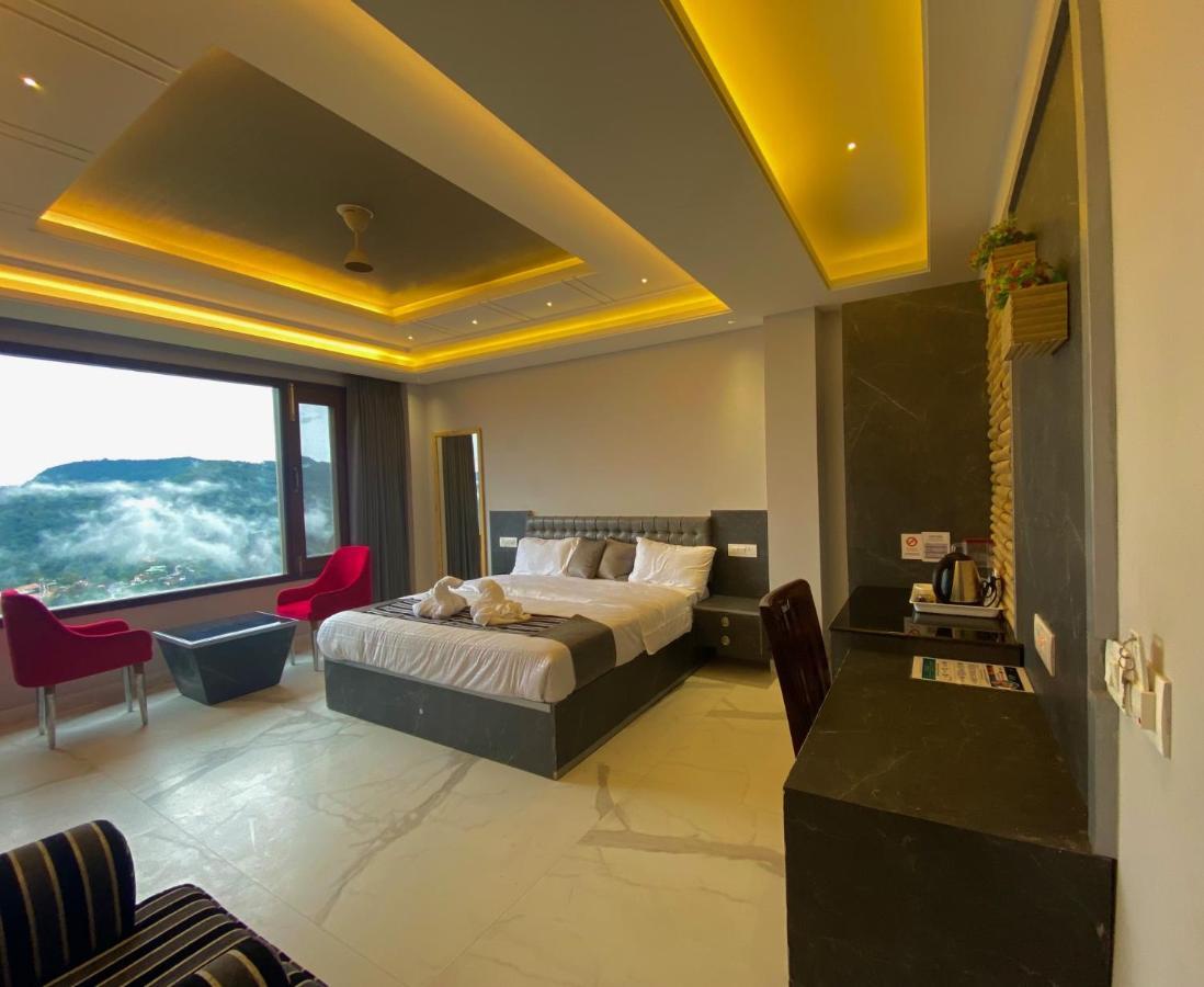 The Westberry 50Mtrs Offroading And 50 Mtrs Nature Path Bed & Breakfast Shimla Bagian luar foto