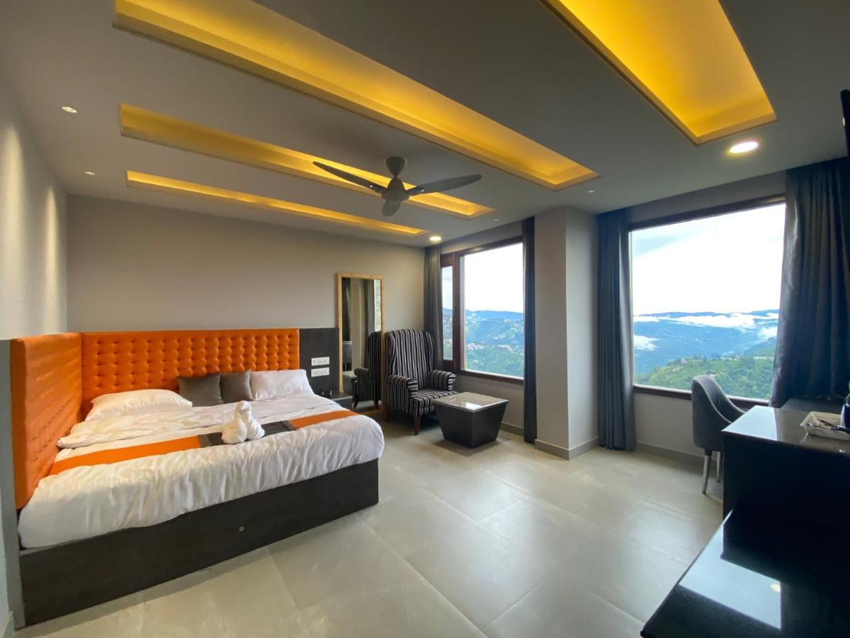 The Westberry 50Mtrs Offroading And 50 Mtrs Nature Path Bed & Breakfast Shimla Bagian luar foto