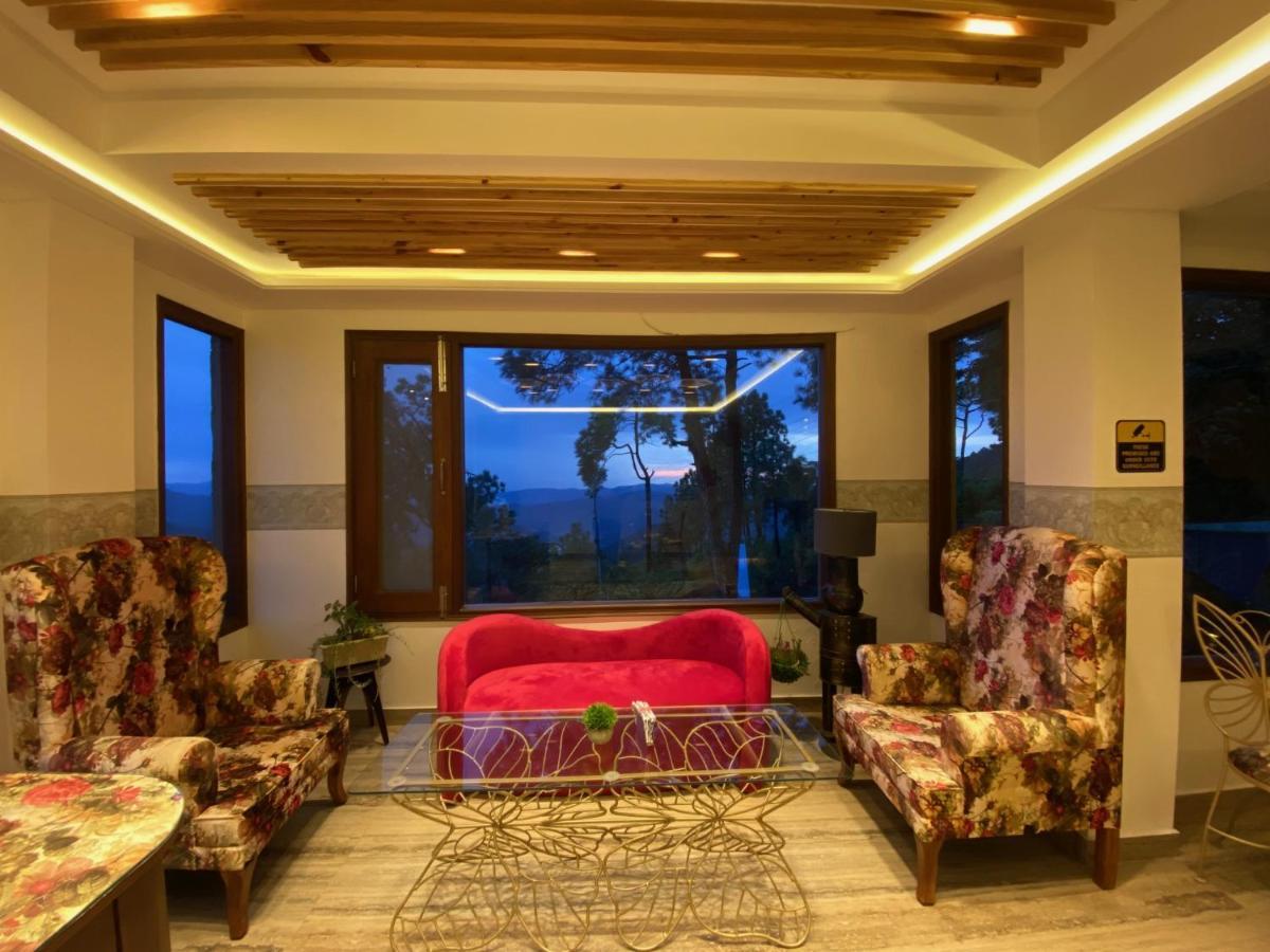 The Westberry 50Mtrs Offroading And 50 Mtrs Nature Path Bed & Breakfast Shimla Bagian luar foto